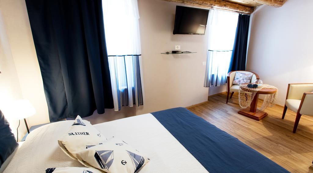 Guesthouse Centrum B&B Izola Exteriér fotografie