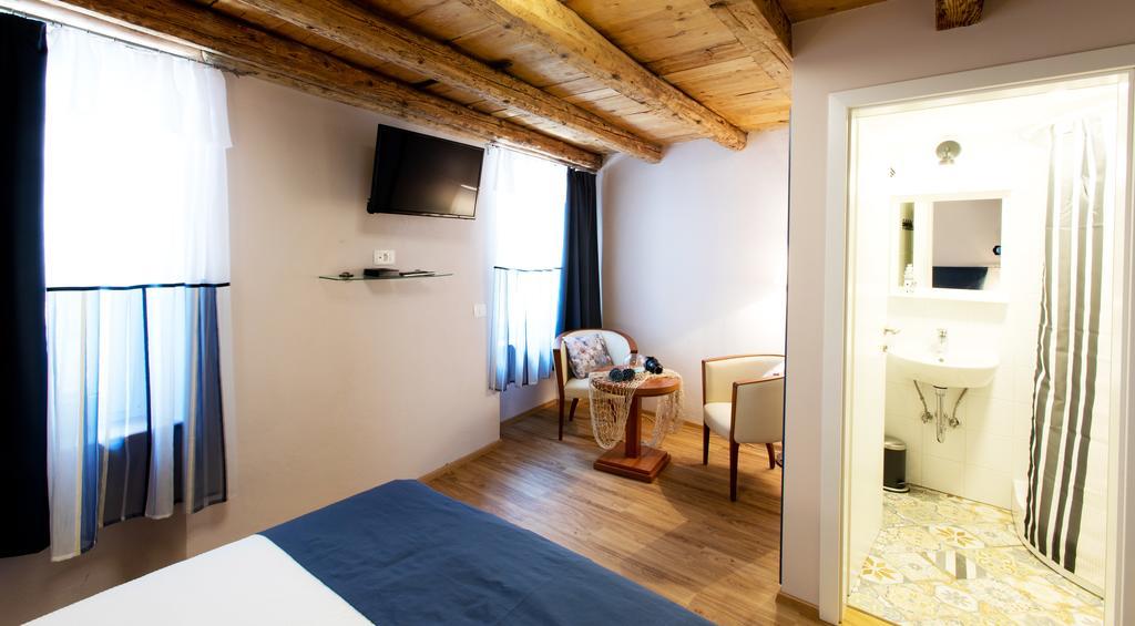 Guesthouse Centrum B&B Izola Exteriér fotografie